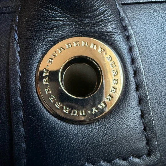 Burberry Striped Navy and Cream Tote Bag - Picture 6 of 7